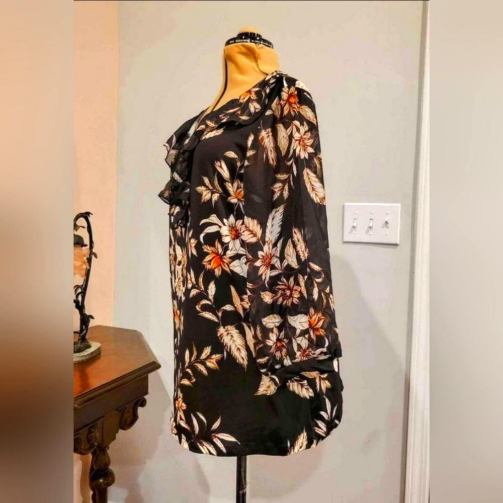 NWT 2X Sheer Sleeved Ruffly Blouse - Picture 3 of 9